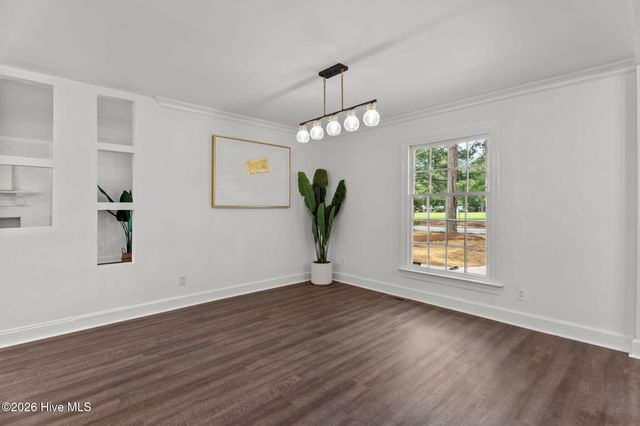 909 Parkside Drive NW, Wilson, NC 27896