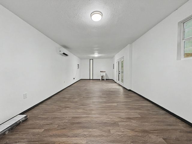 2800 Duranes Road NW, Albuquerque, NM 87104