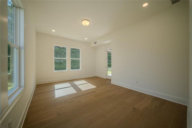 7004 Foundry Drive, Woodstock, GA 30188