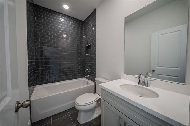 7004 Foundry Drive, Woodstock, GA 30188