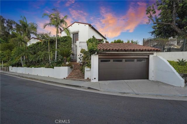 3332 Blair, Los Angeles, CA 90068