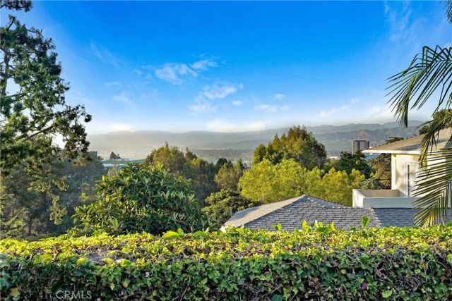 3332 Blair, Los Angeles, CA 90068