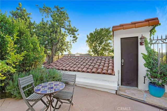 3332 Blair, Los Angeles, CA 90068