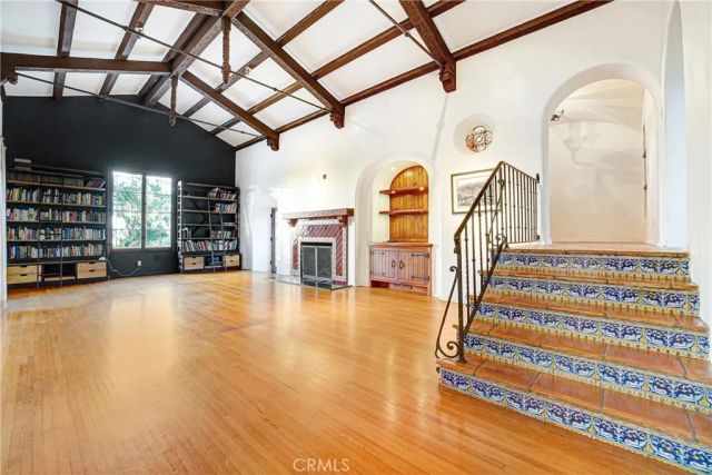 3332 Blair, Los Angeles, CA 90068