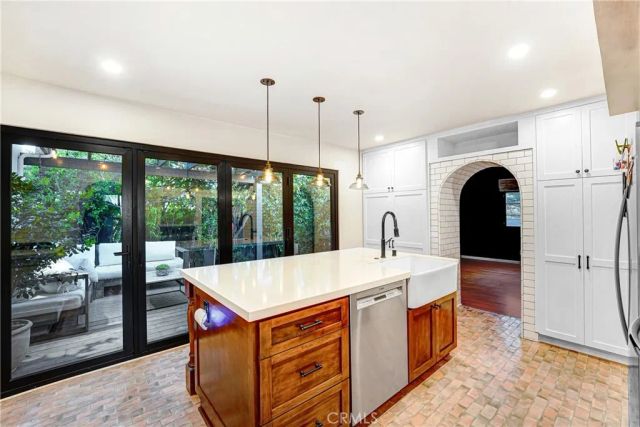 3332 Blair, Los Angeles, CA 90068