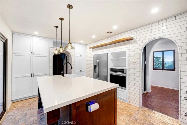 3332 Blair, Los Angeles, CA 90068