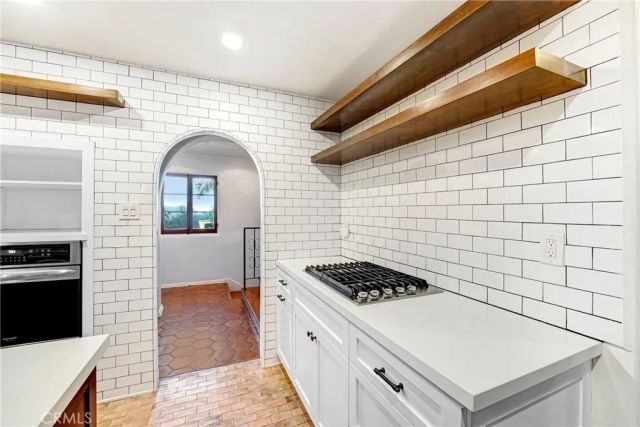 3332 Blair, Los Angeles, CA 90068
