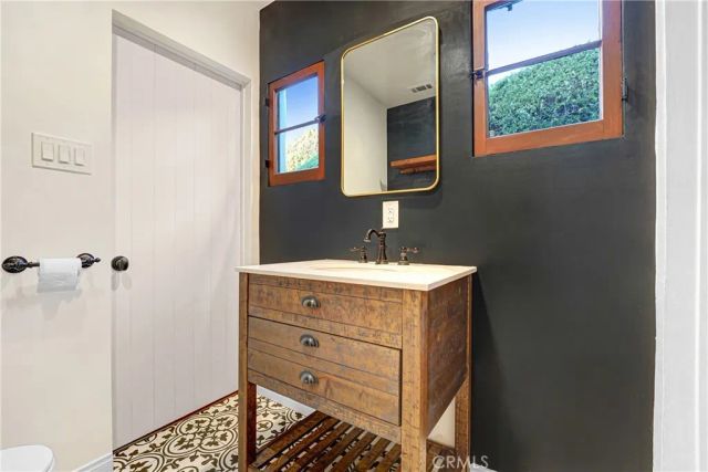 3332 Blair, Los Angeles, CA 90068
