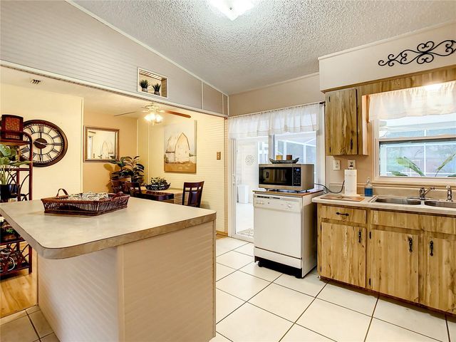 6170 NW 57TH COURT, Ocala, FL 34482