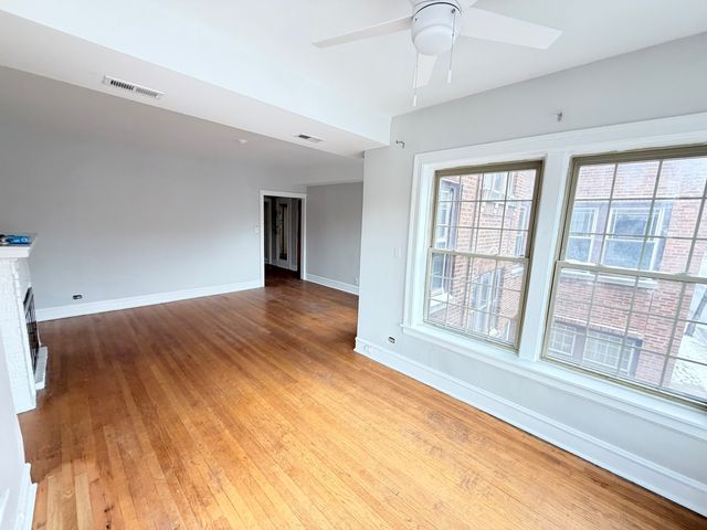 5674 N Ridge Avenue 2S, Chicago, IL 60660