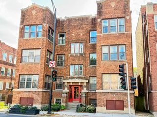 5674 N Ridge Avenue 2S, Chicago, IL 60660