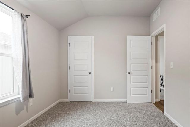 20344 W 193rd Terrace, Spring Hill, KS 66083