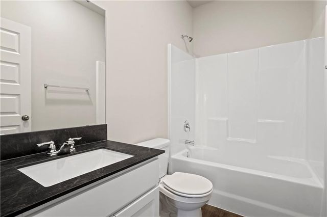 20344 W 193rd Terrace, Spring Hill, KS 66083