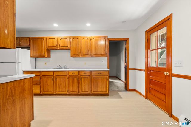 11-13 Hull Street, Shelton, CT 06484