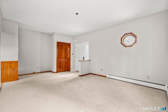 11-13 Hull Street, Shelton, CT 06484
