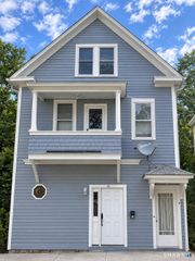 11-13 Hull Street, Shelton, CT 06484
