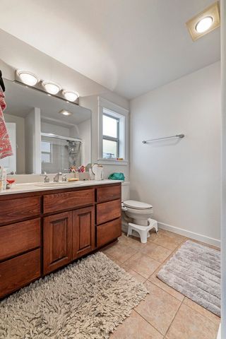 457 Elm Street, Phoenix, OR 97535