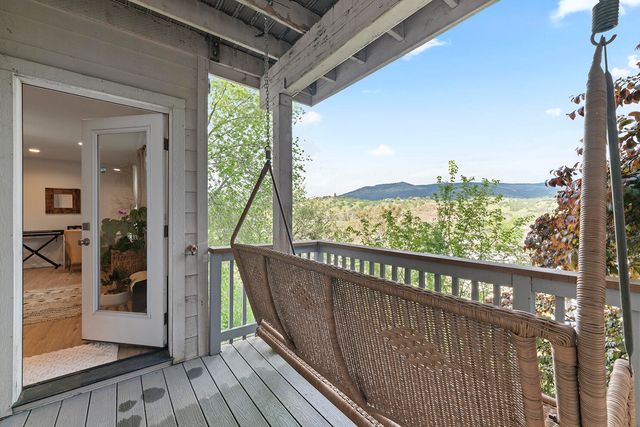 457 Elm Street, Phoenix, OR 97535