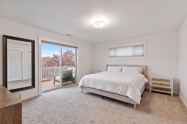 457 Elm Street, Phoenix, OR 97535