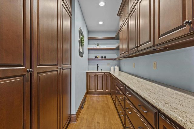 2809 SUGARBUSH COURT, Green Bay, WI 54301