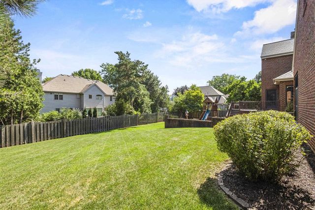 2809 SUGARBUSH COURT, Green Bay, WI 54301