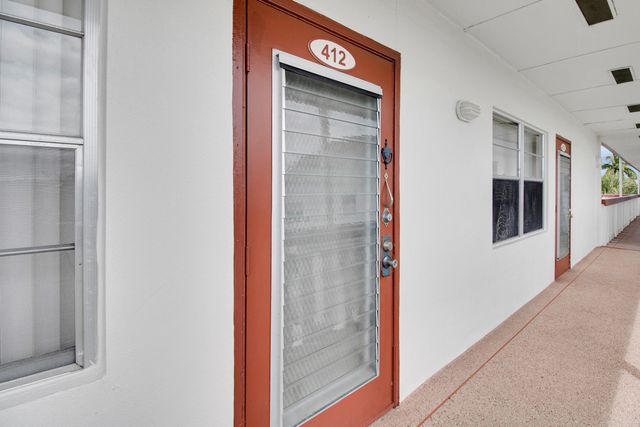 412 BRIGHTON J, Boca Raton, FL 33434