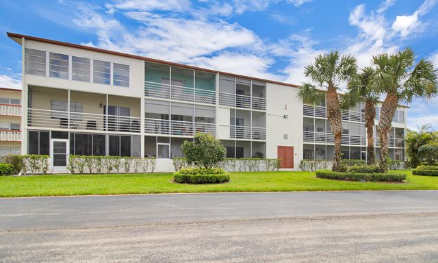 412 BRIGHTON J, Boca Raton, FL 33434
