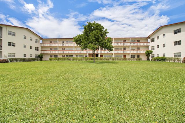412 BRIGHTON J, Boca Raton, FL 33434