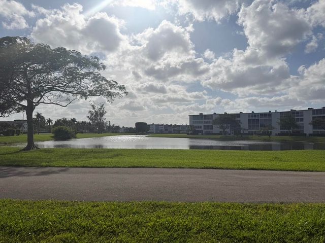 412 BRIGHTON J, Boca Raton, FL 33434