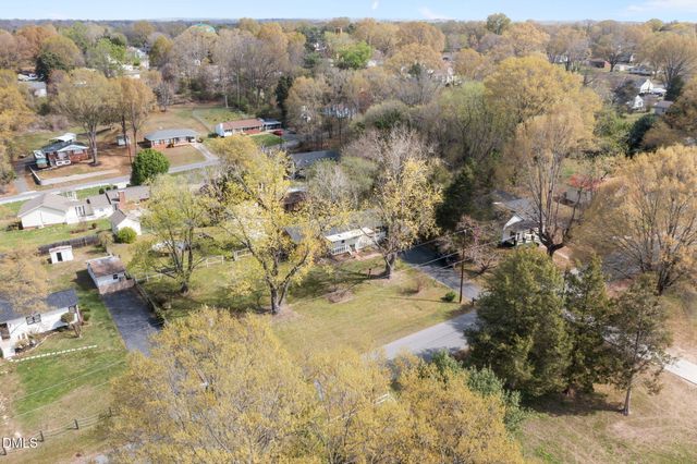 1225 2nd Street, Eden, NC 27288
