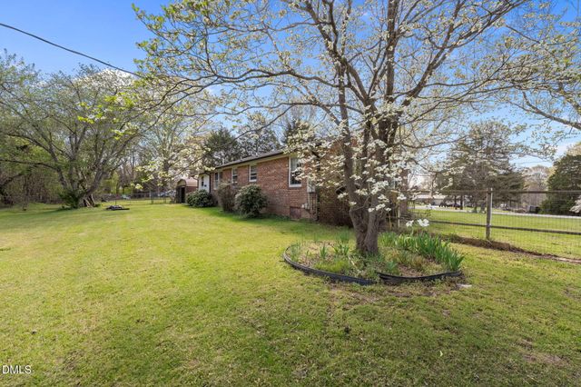1225 2nd Street, Eden, NC 27288