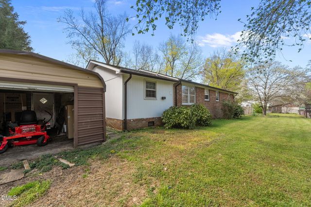 1225 2nd Street, Eden, NC 27288