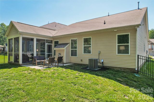 3198 Helmsley Court, Concord, NC 28027