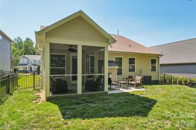 3198 Helmsley Court, Concord, NC 28027