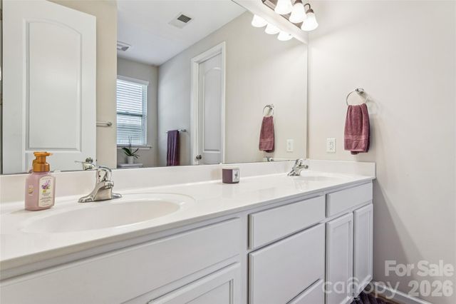 3198 Helmsley Court, Concord, NC 28027