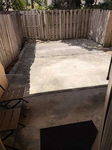 9974 SW 88th Street 1011, Miami, FL 33176