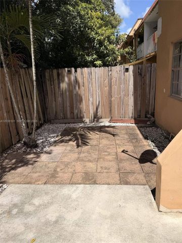 9974 SW 88th Street 1011, Miami, FL 33176