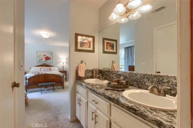 39406 John West Road, Oakhurst, CA 93644