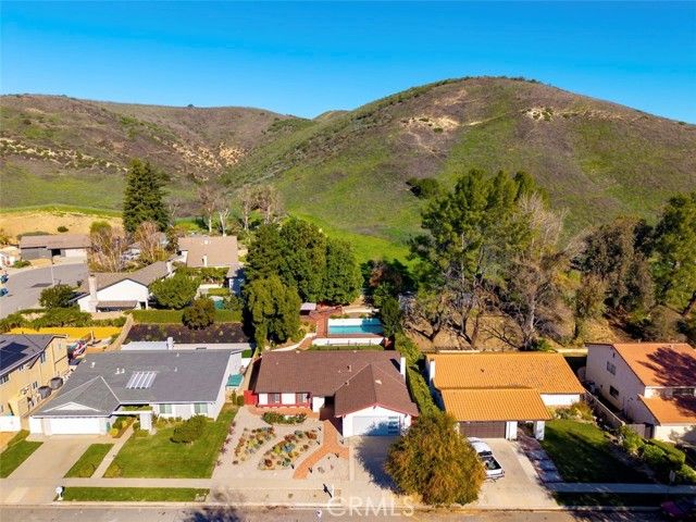 6553 Smoke Tree Avenue, Oak Park, CA 91377