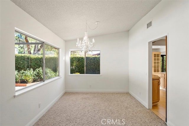 6553 Smoke Tree Avenue, Oak Park, CA 91377