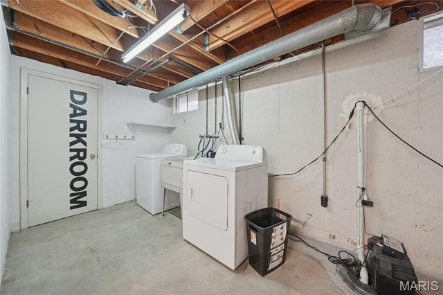 12508 Larkwood Drive, St Louis, MO 63146