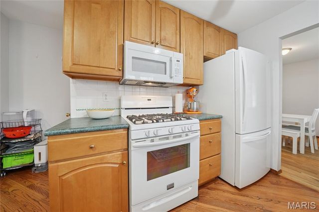 12508 Larkwood Drive, St Louis, MO 63146