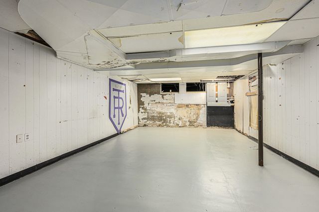 400 E Hoffman Street, Three Rivers, MI 49093