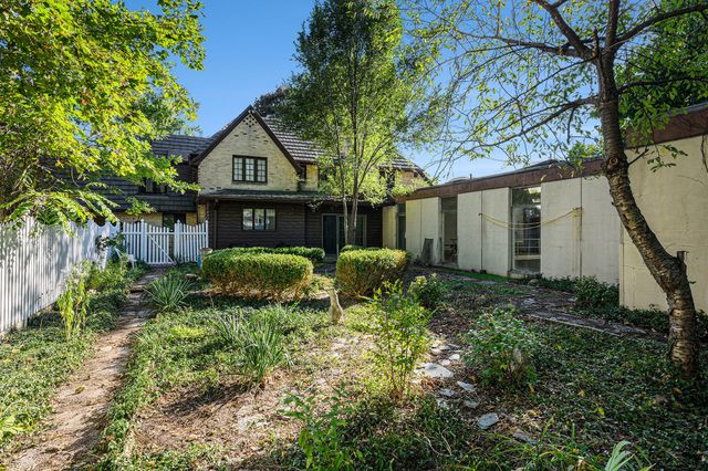 400 E Hoffman Street, Three Rivers, MI 49093