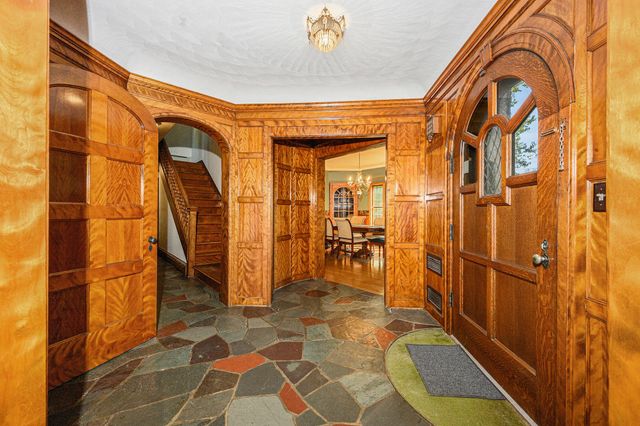 400 E Hoffman Street, Three Rivers, MI 49093