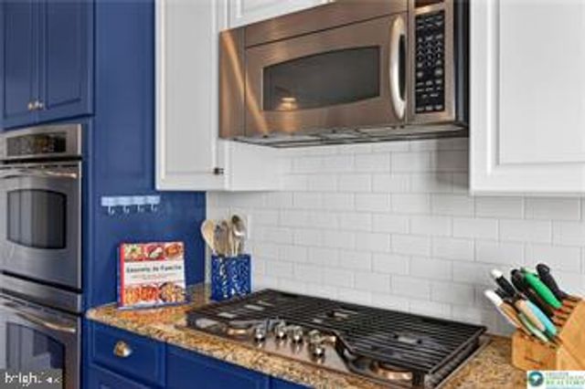 591 ROCKBRIDGE RD, Nazareth, PA 18064