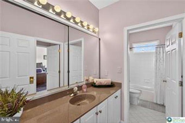 591 ROCKBRIDGE RD, Nazareth, PA 18064