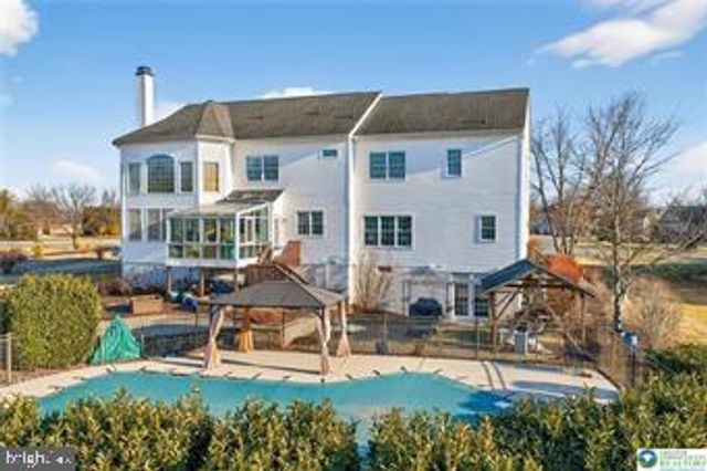 591 ROCKBRIDGE RD, Nazareth, PA 18064