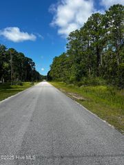 137 & 138 W Boiling Spring Road, Southport, NC 28461