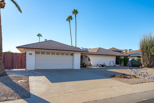 19820 N Cherry Tree Lane, Sun City, AZ 85373
